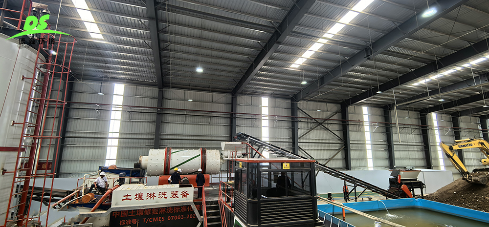 AG贵宾会通沟污泥治理现场